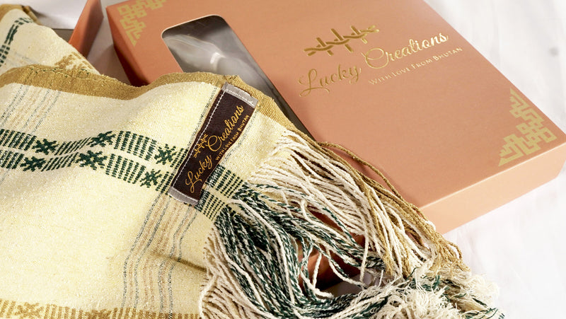 Traditional Cream Scarf (Green Pattern) (4593999183990)