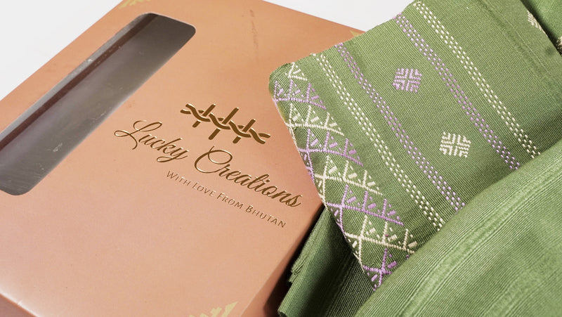 Scarf in traditional (Light Green) (4594010062966)